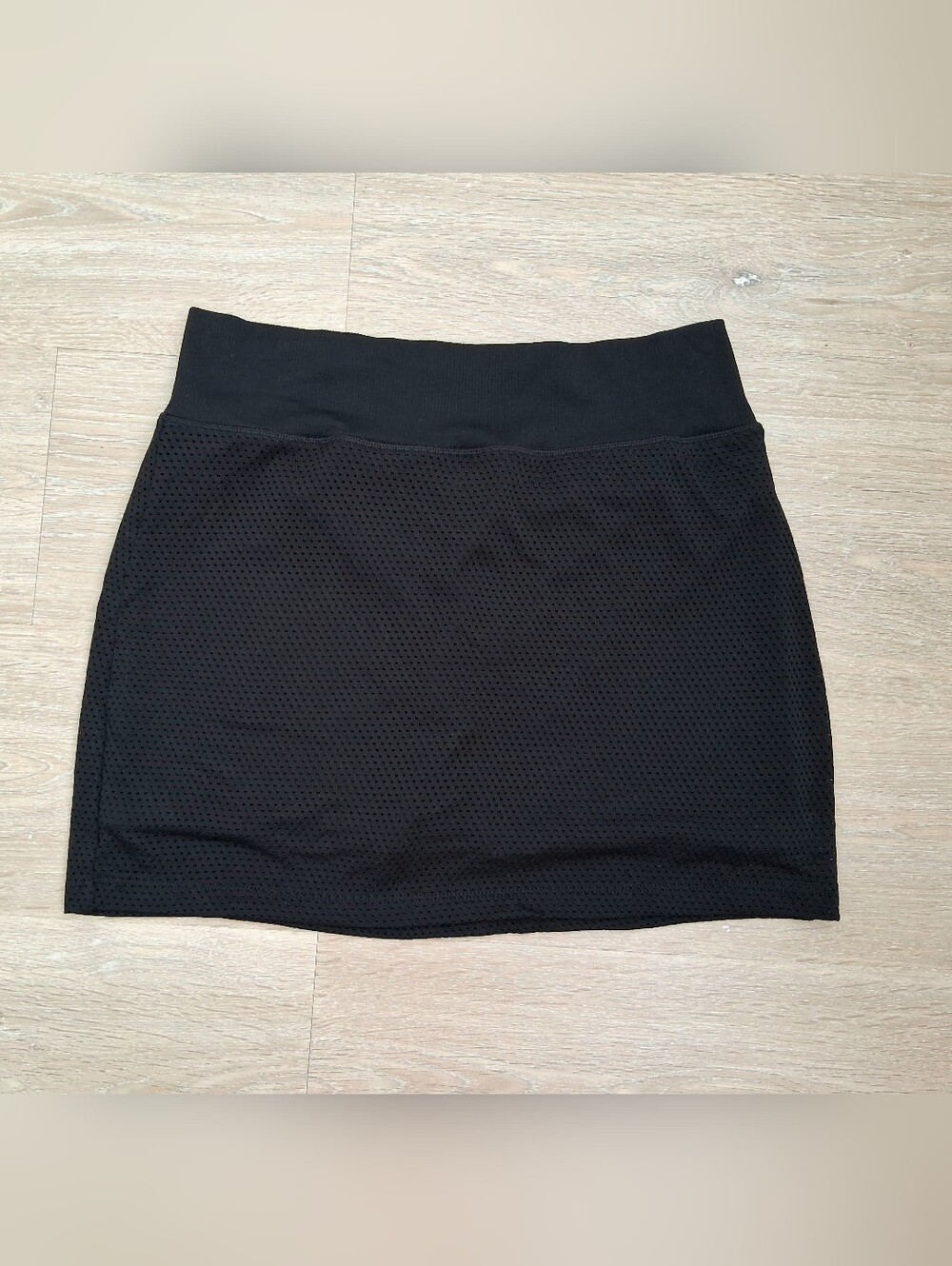 PINK Victoria's Secret Black Soft Seamless Skort - Picture 5 of 8